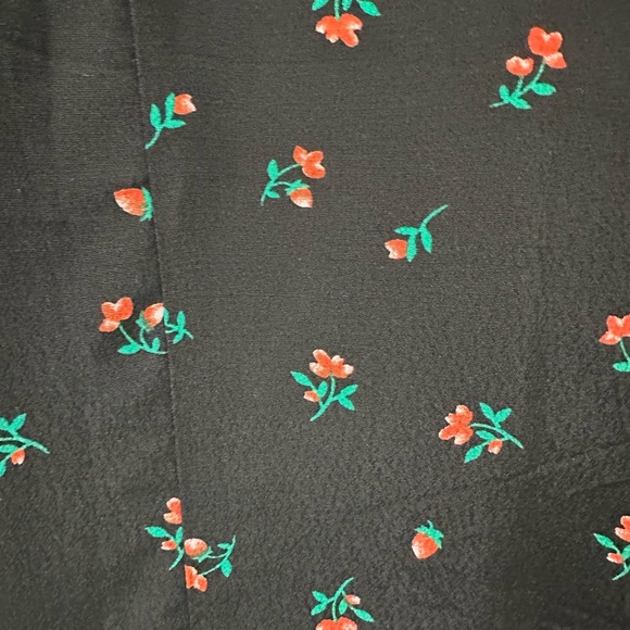 Puffy Sheer Sleeve Floral Blouse - Picture 4 of 4